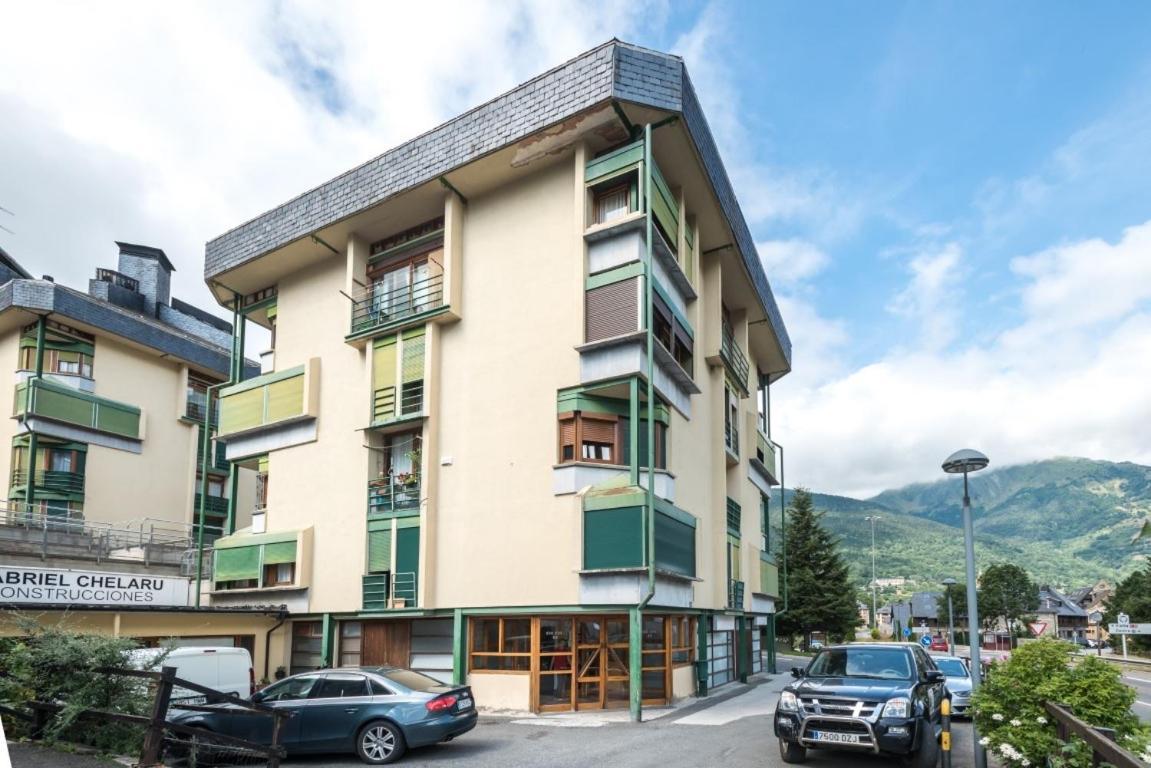 Tuca - Apartamento En Vielha Betrén Exteriér fotografie